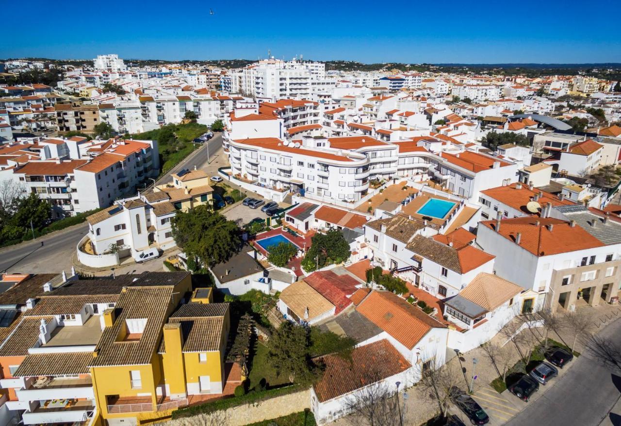 Apartamentos A Cerca Lagos Extérieur photo